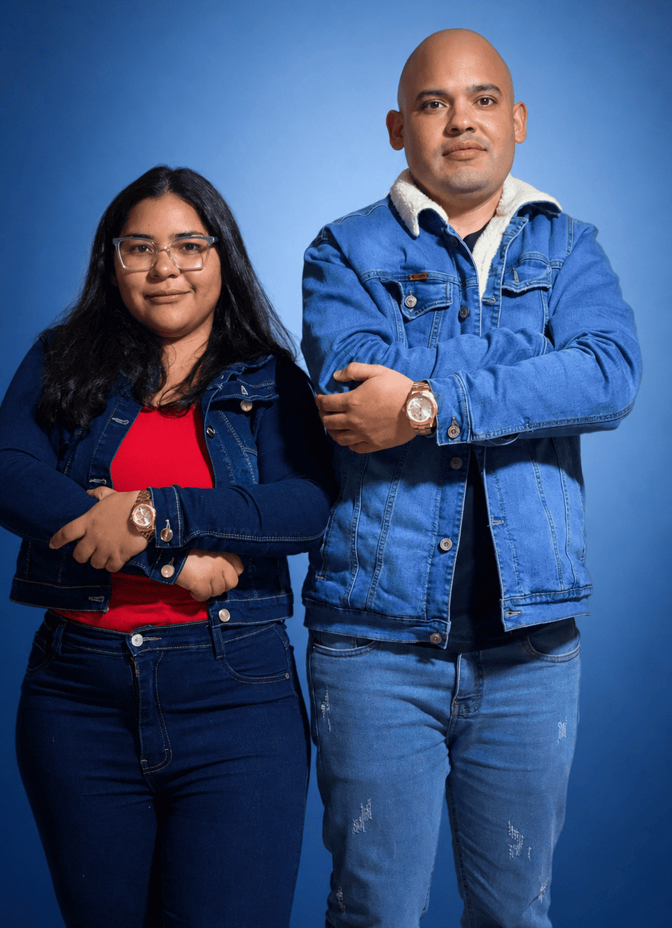 Juan y Gaby — Revolución Digital